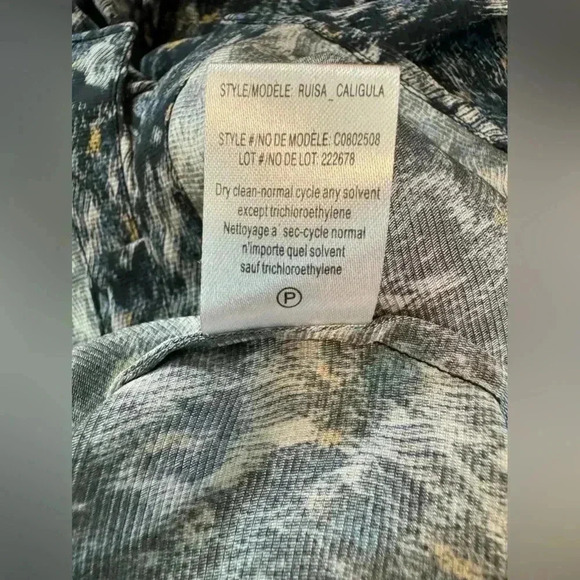 Theory | 100% Silk Ruisa Caligula Blouse (S) - Picture 8 of 10